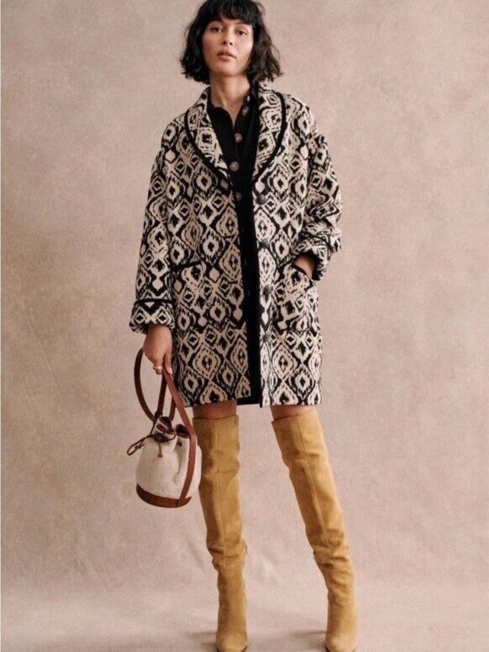 Sézane Henri Coat Jacquard US Size 2 Oversized fit could easily fit Size 4